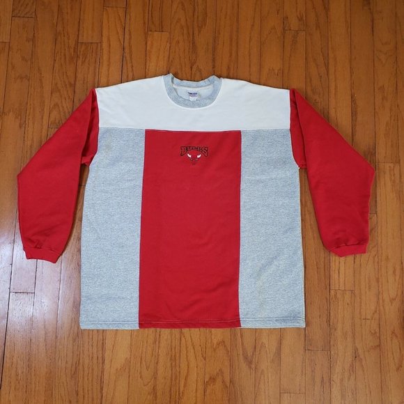 Vintage Crewneck Chicago Bulls Red Gray Sweatshirt Sz XL True Fan Sportswear - Picture 1 of 6